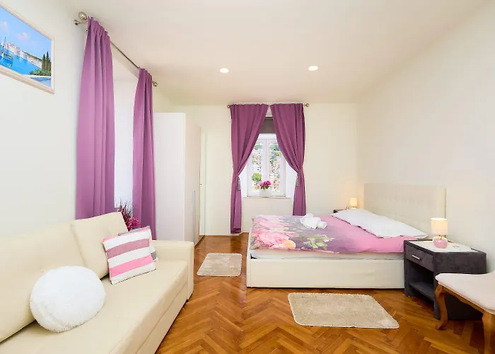 Spacious 4 Bedroom Dubrovnik Apartment
