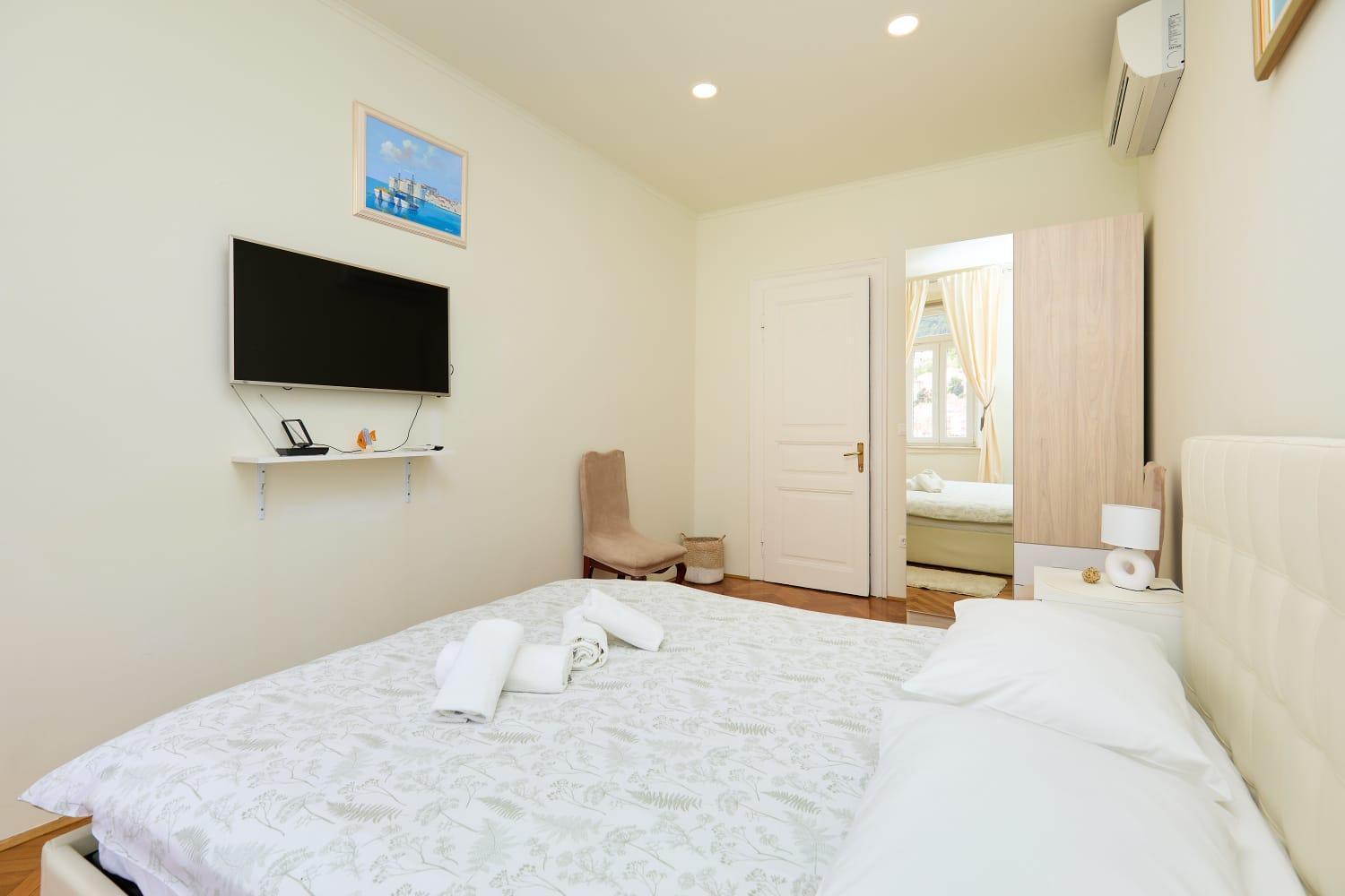 Spacious 4 Bedroom Apartment